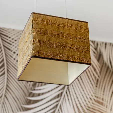 Gold Leaf In The Center Apartment *
